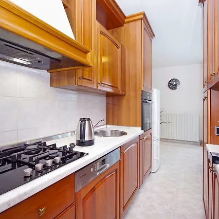 Avantgarde Suites Apartamento