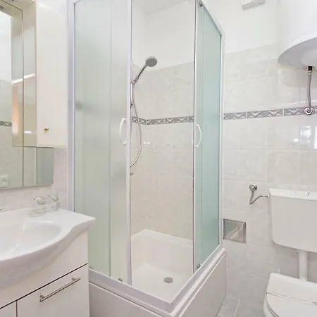 Apartamento Avantgarde Suites *